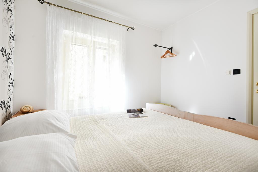 Apartments Kokolo Šibenik Quarto foto