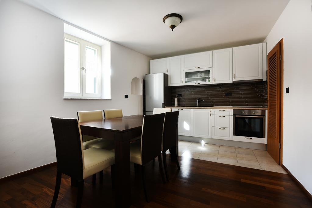 Apartments Kokolo Šibenik Quarto foto