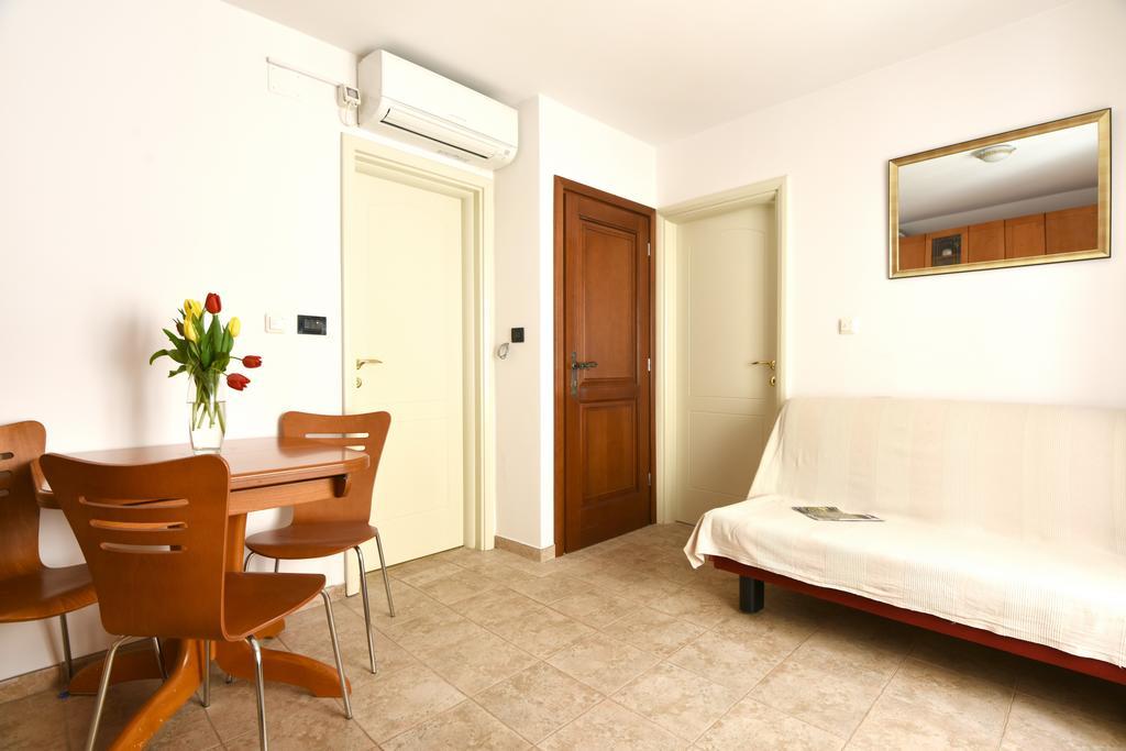 Apartments Kokolo Šibenik Quarto foto